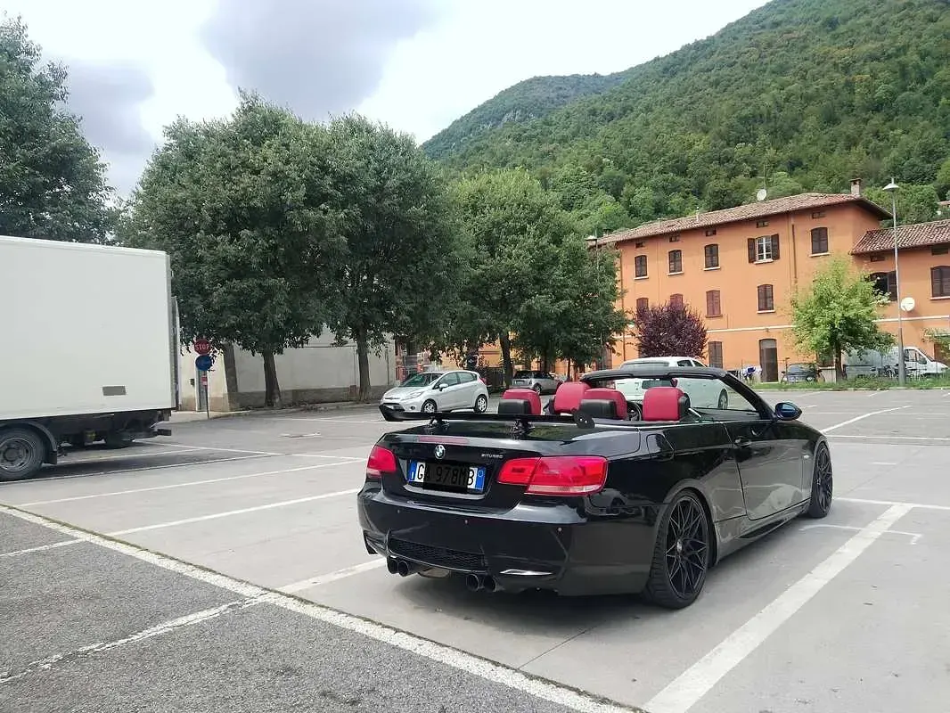 Usata BMW 335 Cabriolet 306 CV (225 kW) 2007 Nero Cabrio
