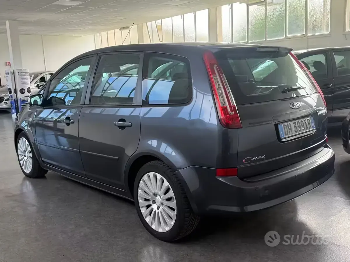 Usata Ford C-MAX Titanium 90 CV (66 kW) 2007 Grigio Monovolume