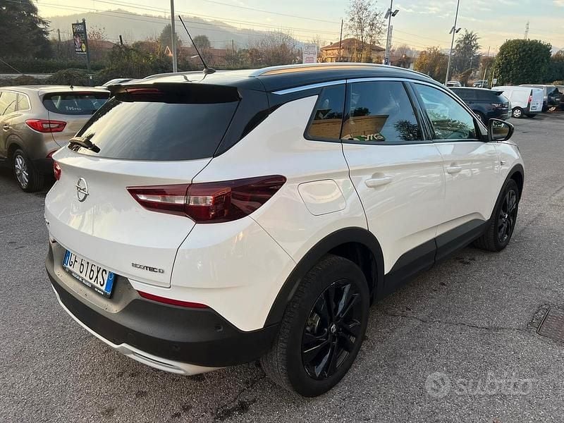 Usata Opel Grandland X Design Edition 131 CV (96 kW) 2021 Bianco SUV