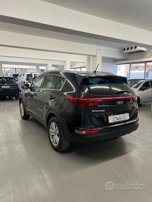 Usata Kia Sportage Active 132 CV (97 kW) 2017 Nero SUV