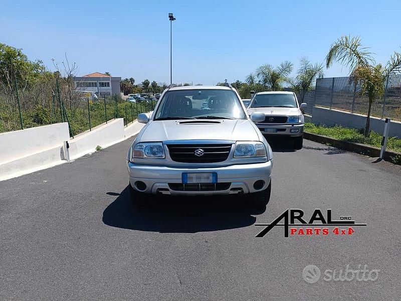 Usata Suzuki Grand Vitara 109 CV (80 kW) 2002 Grigio Station wagon