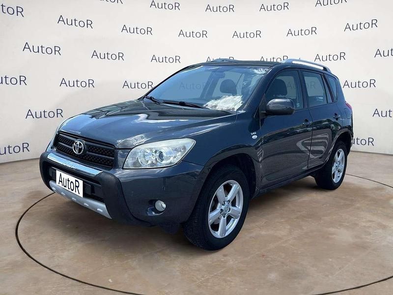Grigio Usata 2007 Toyota RAV4 SUV | 6000 € (Buon prezzo) - Immagine 1/4