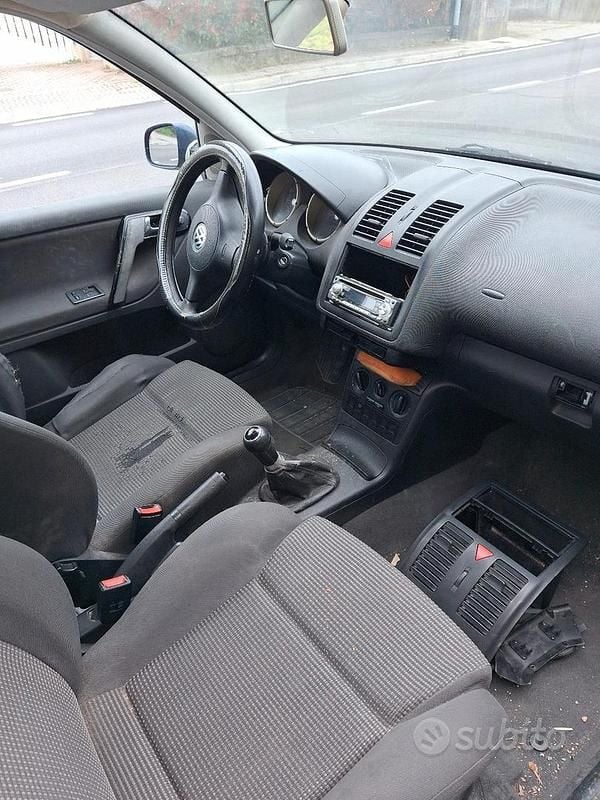 Usata VW Polo 75 CV (55 kW) 2000 Blu Utilitaria