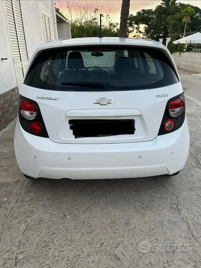 Usata Chevrolet Aveo 86 CV (63 kW) 2012 Bianco Utilitaria