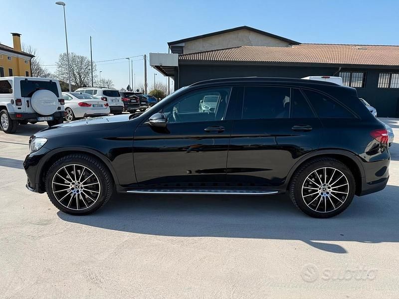 Usata Mercedes GLC250 Premium 204 CV (150 kW) 2018 Nero Station wagon