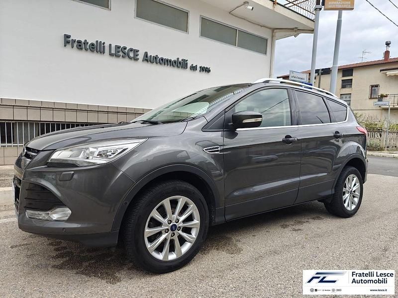 Usata Ford Kuga Titanium 150 CV (110 kW) 2016 Grigio SUV