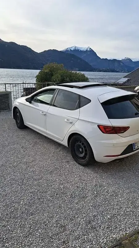 Usata Seat Leon FR 150 CV (110 kW) 2017 Bianco Berlina