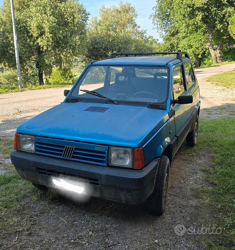Usata Fiat Panda 4x4 Club 50 CV (36 kW) 1994 Blu Utilitaria