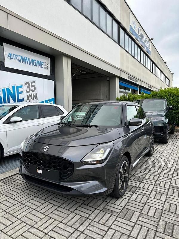 Nuova Suzuki Swift 83 CV (61 kW) 2026 Gray Berlina