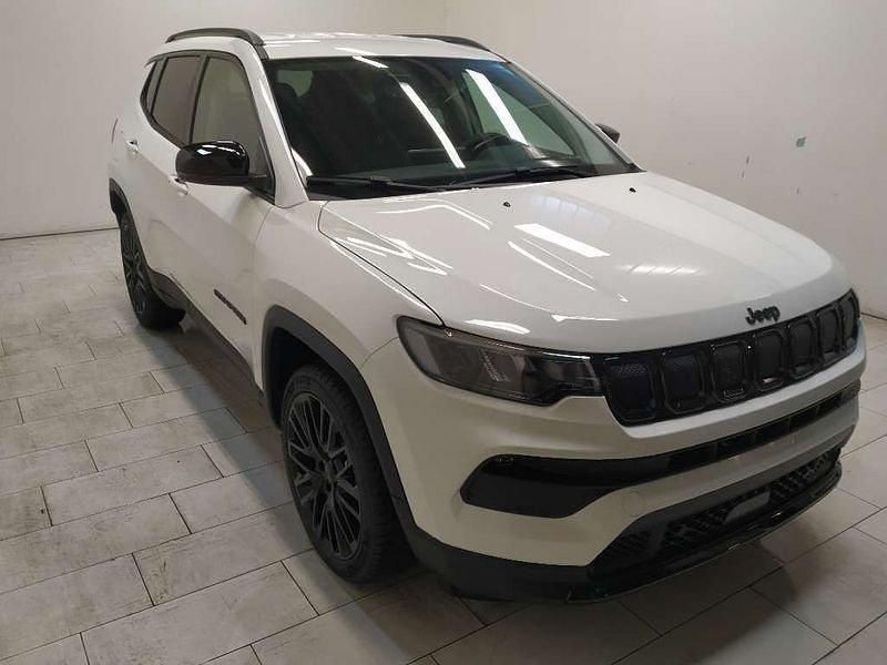 Usata Jeep Compass Night Eagle 131 CV (96 kW) 2022 Bianco SUV