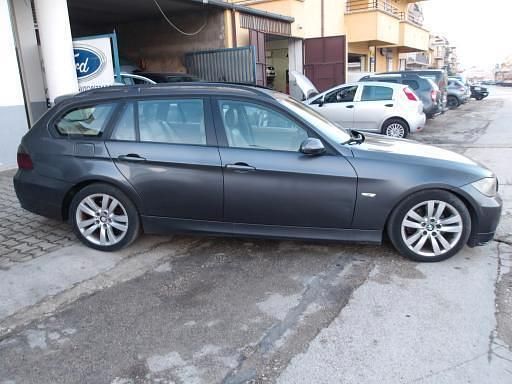 Usata BMW 320 Efficient Dynamics 163 CV (119 kW) 2005 Giallo Station wagon