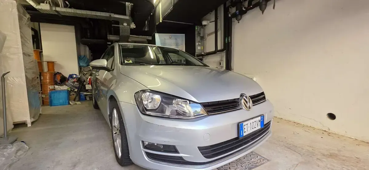 Usata VW Golf VII Comfortline 105 CV (77 kW) 2014 Berlina