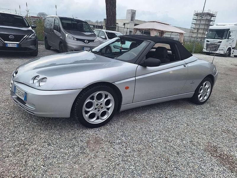 Usata Alfa Romeo Spider 165 CV (121 kW) 2003 Cabrio