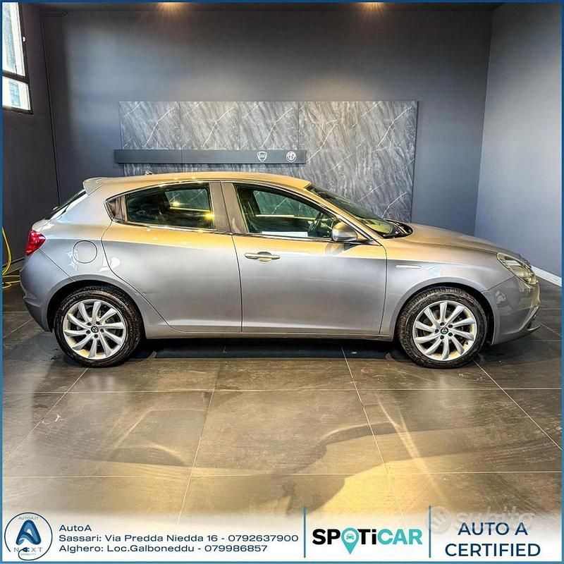 Usata Alfa Romeo Giulietta 120 CV (88 kW) 2016 Grigio Utilitaria