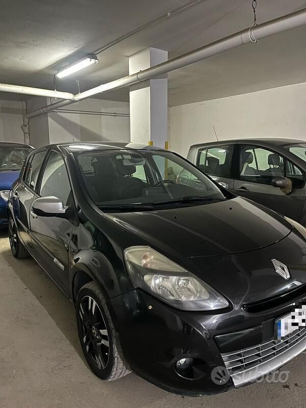 Usata Renault Clio II 58 CV (42 kW) 2009 Nero Berlina
