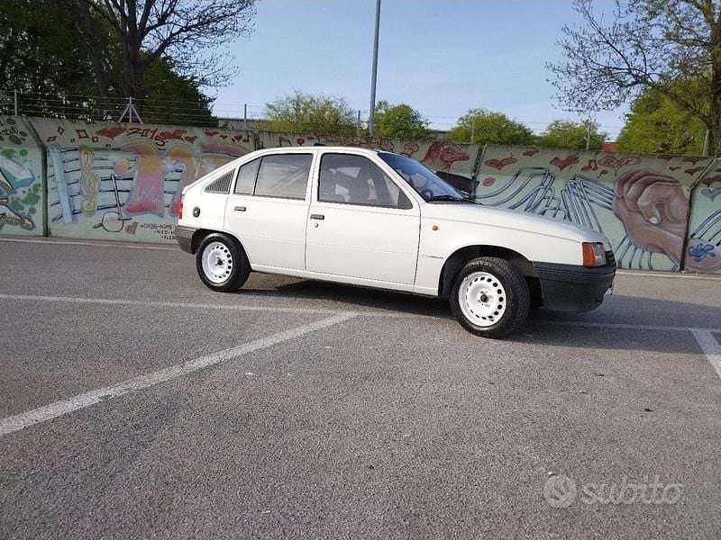 Usata Opel Kadett S 1986 Utilitaria