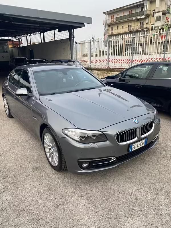 Usata BMW 525 Efficient Dynamics 218 CV (160 kW) 2016 Grigio Berlina