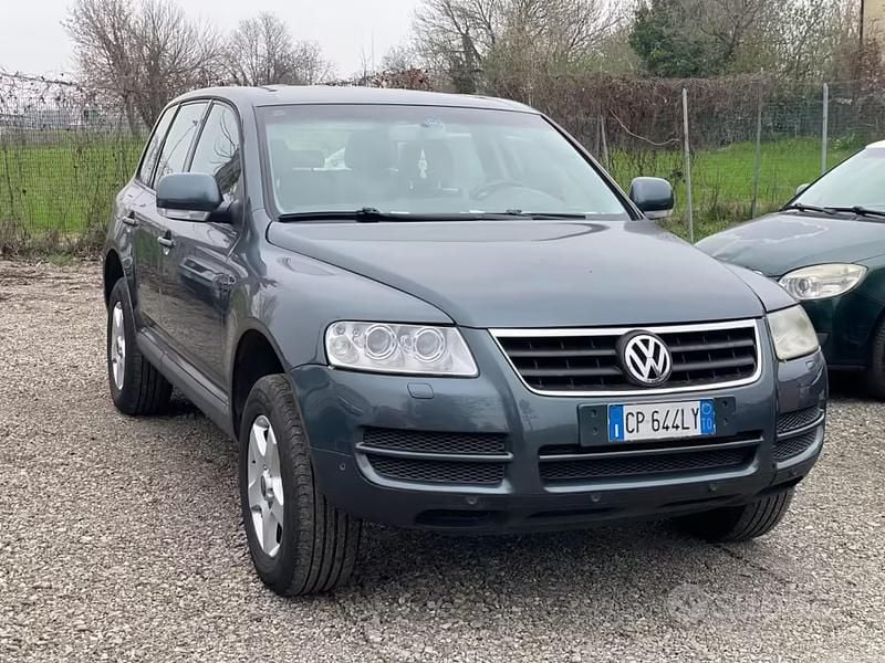 Usata VW Touareg R 174 CV (127 kW) 2005 Verde SUV
