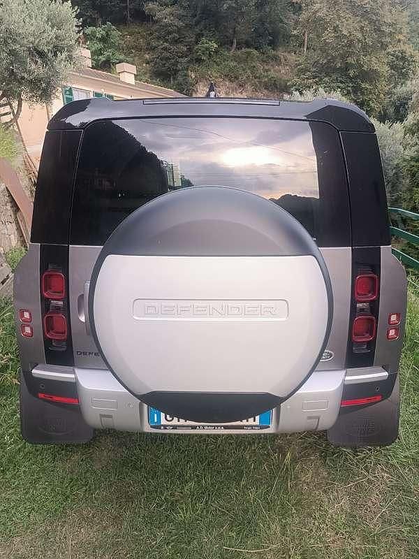 Usata Land Rover Defender SE Dynamic 200 CV (147 kW) 2023 SUV