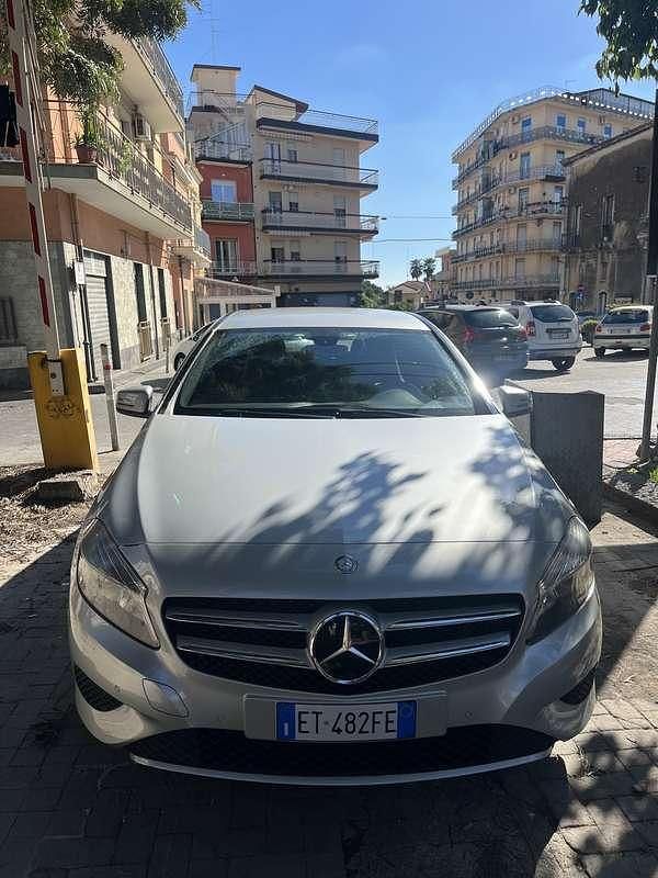 Usata Mercedes A180 Executive 109 CV (80 kW) 2013 Grigio Berlina