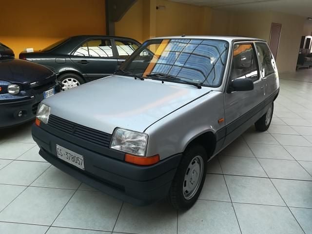 Usata Renault Super 5 66 CV (48 kW) 1987 Argento Utilitaria