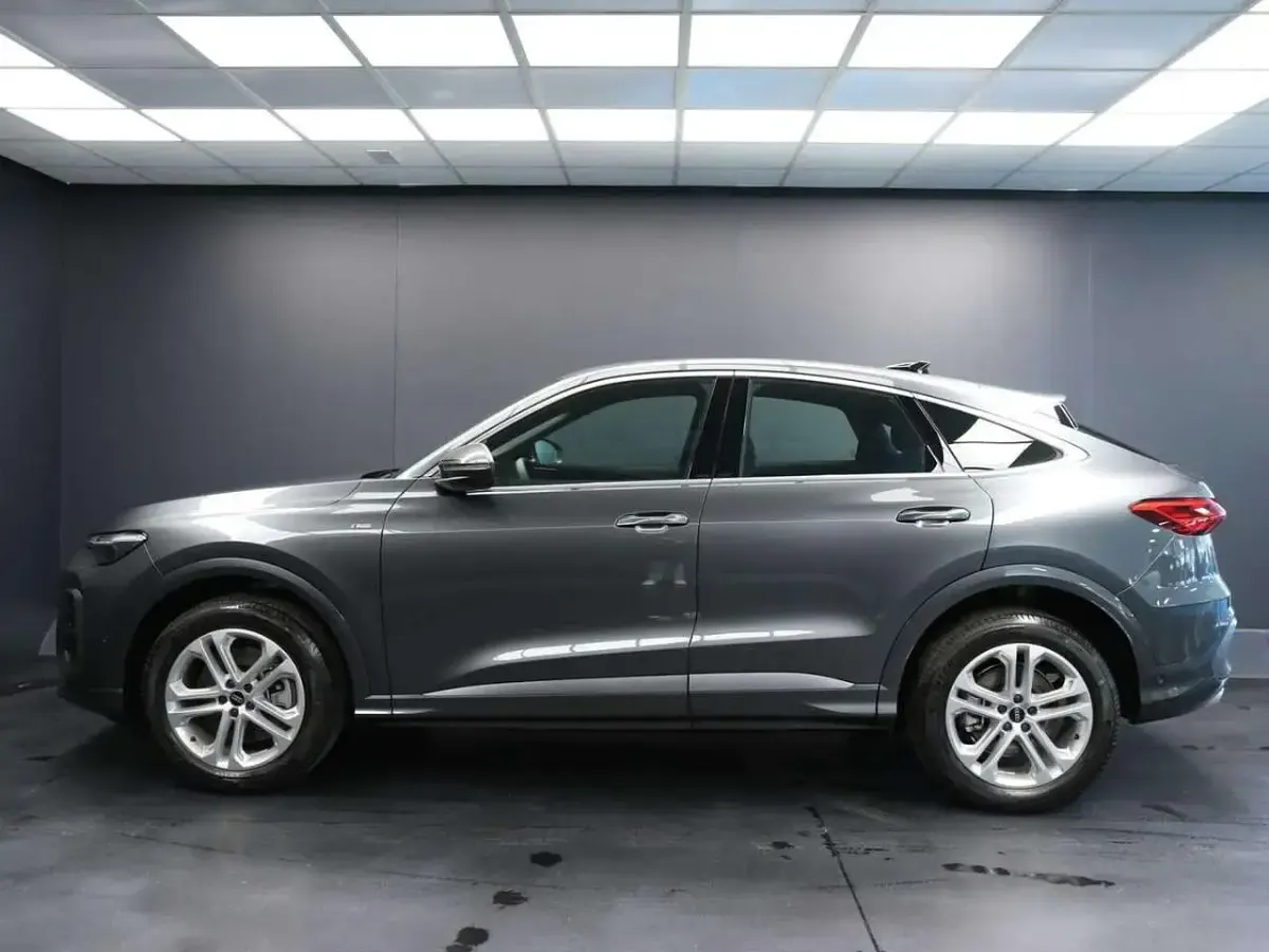 Nuova Audi Q5 S-Line 204 CV (150 kW) 2026 Vari colori SUV
