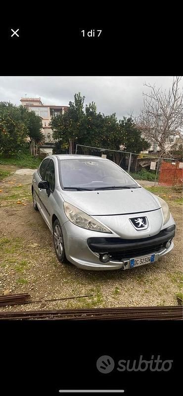 Usata Peugeot 207 109 CV (80 kW) 2007 Utilitaria