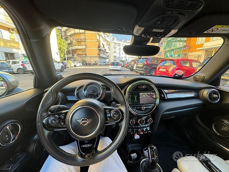 Usata Mini Cooper S 192 CV (141 kW) 2020 Marrone Utilitaria