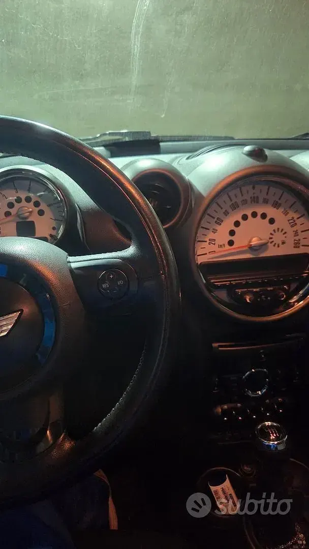 Usata Mini Countryman 111 CV (81 kW) 2011 Bianco SUV
