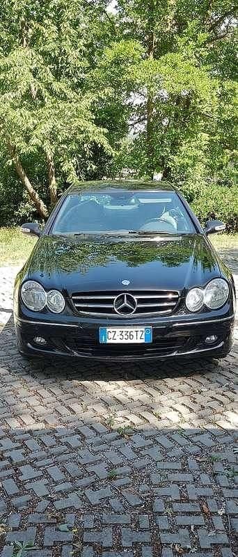 Usata Mercedes CLK220 Avantgarde 150 CV (110 kW) 2006 Coupé