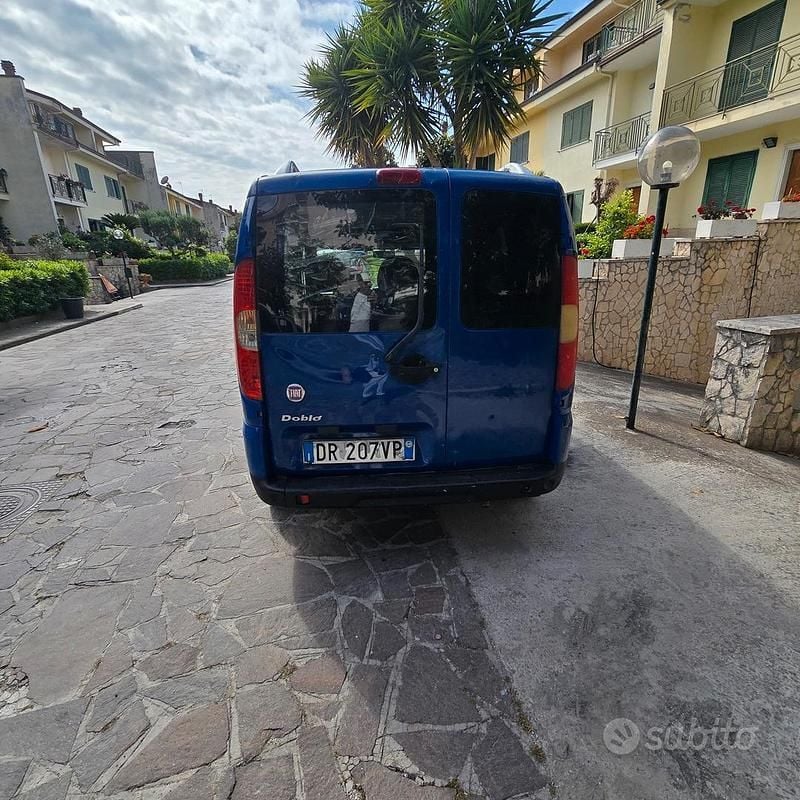 Käytetty Fiat Doblò 77 HP (56 kW) 2008 Sininen Tila-auto