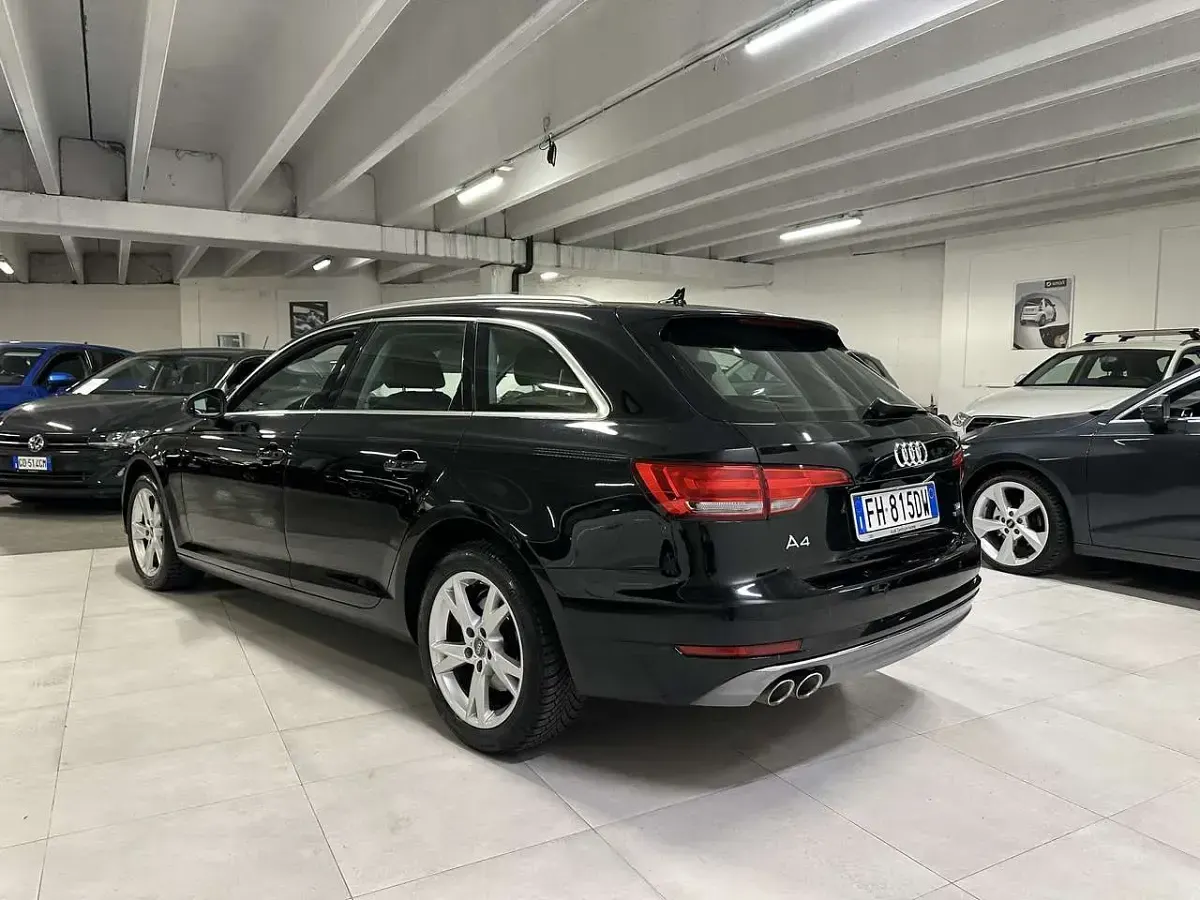 Usata Audi A4 Design 190 CV (139 kW) 2017 Nero Station wagon