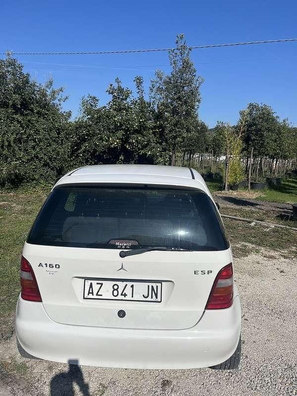 Usata Mercedes A160 Elegance 102 CV (75 kW) 1998 Monovolume