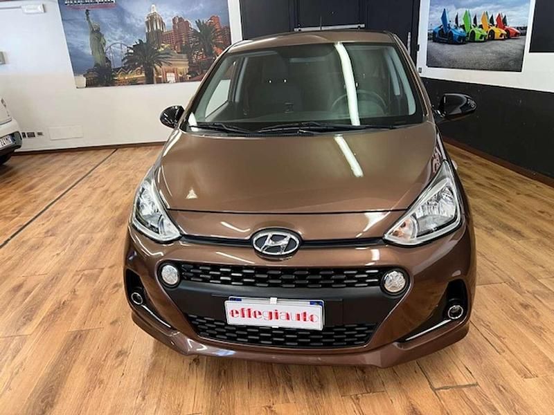 Usata Hyundai i10 67 CV (49 kW) 2019 Beige Utilitaria