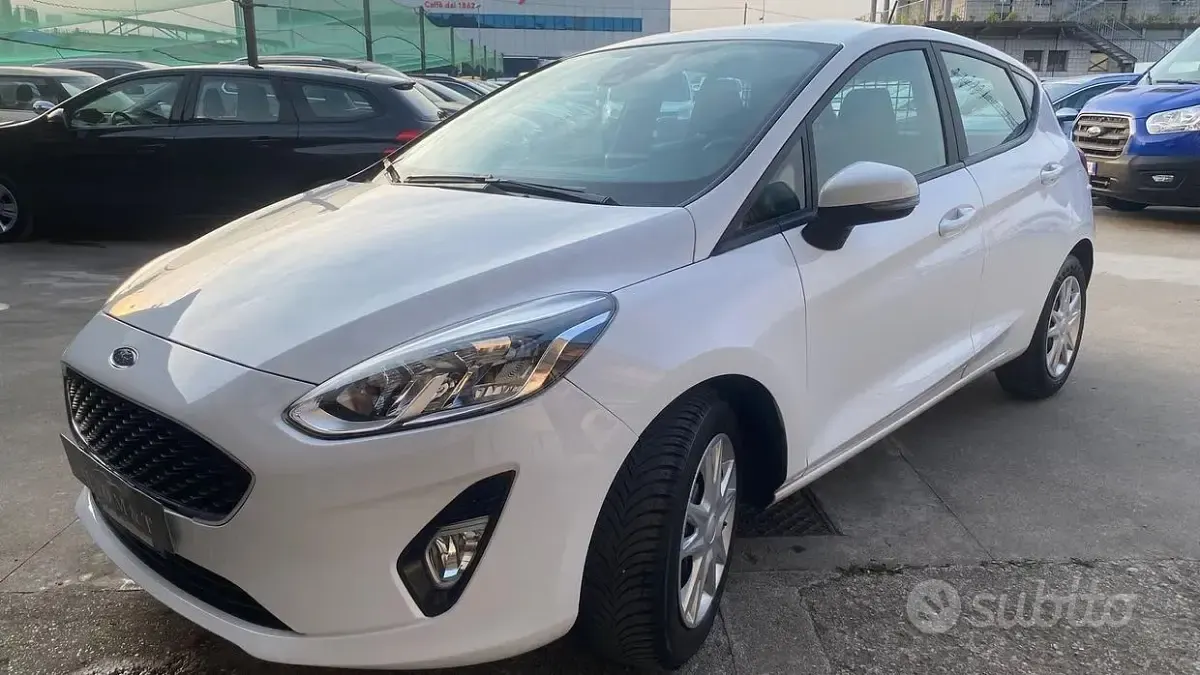 Usata Ford Fiesta 86 CV (63 kW) 2021 Bianco Utilitaria