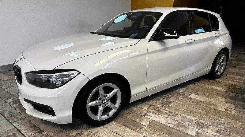 Usata BMW 116 Advantage 116 CV (85 kW) 2016 Bianco Utilitaria
