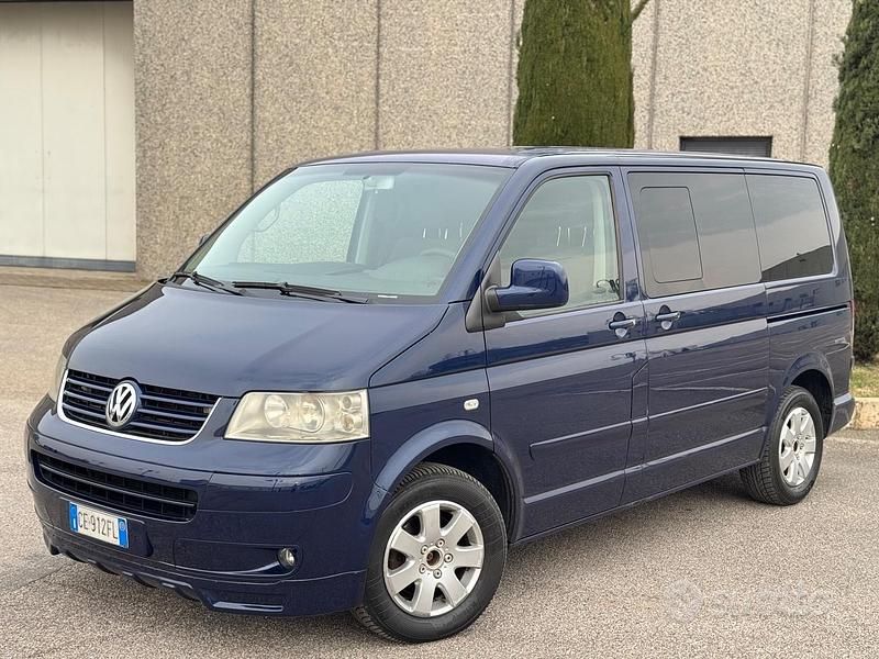 Usata VW Multivan 174 CV (127 kW) 2003 Blu Monovolume
