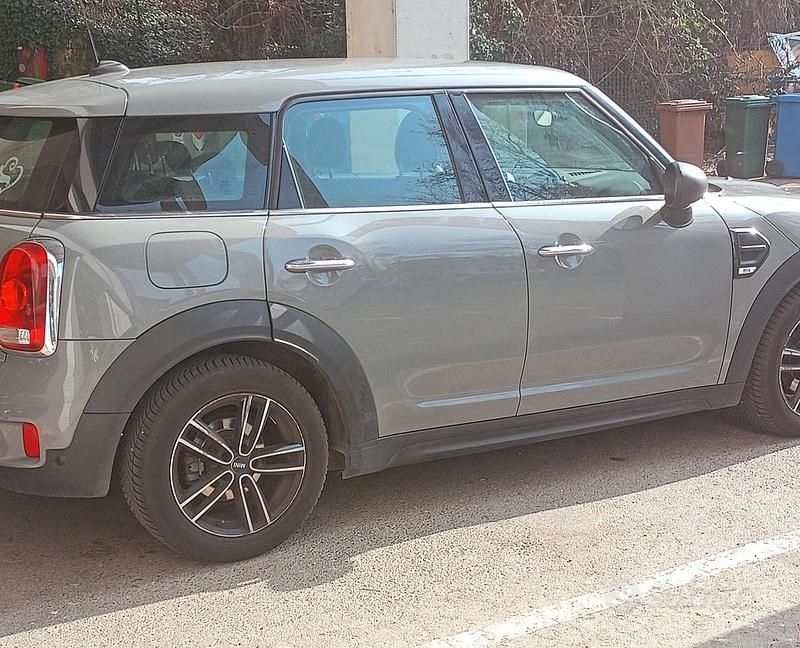 Usata Mini One Countryman 102 CV (75 kW) 2018 Grigio SUV