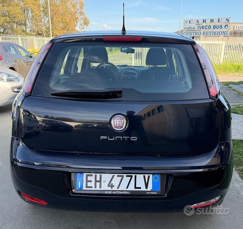 Usata Fiat Punto Evo 75 CV (55 kW) 2011 Blu Utilitaria