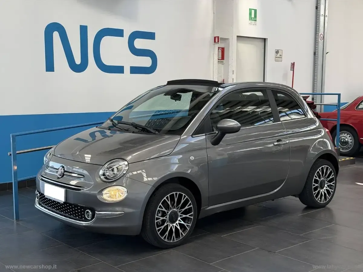 Usata Fiat 500C Dolcevita 69 CV (50 kW) 2023 Grigio Cabrio