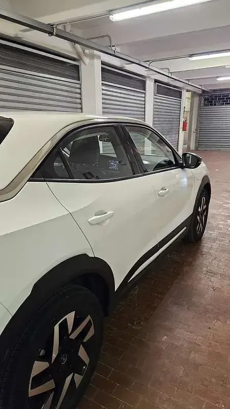 Usata Opel Mokka Elegance 101 CV (74 kW) 2021 Bianco SUV