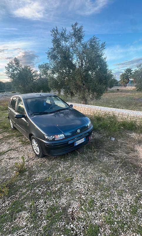 Usata Fiat Punto 60 CV (44 kW) 2003 Grigio Berlina