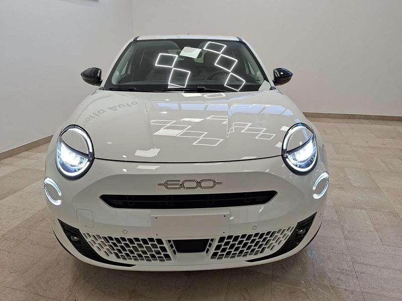 Usata Fiat 600 La Prima 101 CV (74 kW) 2025 Bianco SUV