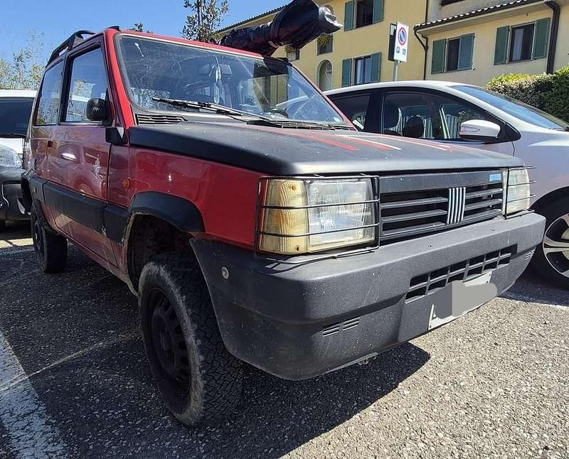 Usata Fiat Panda 4x4 50 CV (36 kW) 1989 Utilitaria