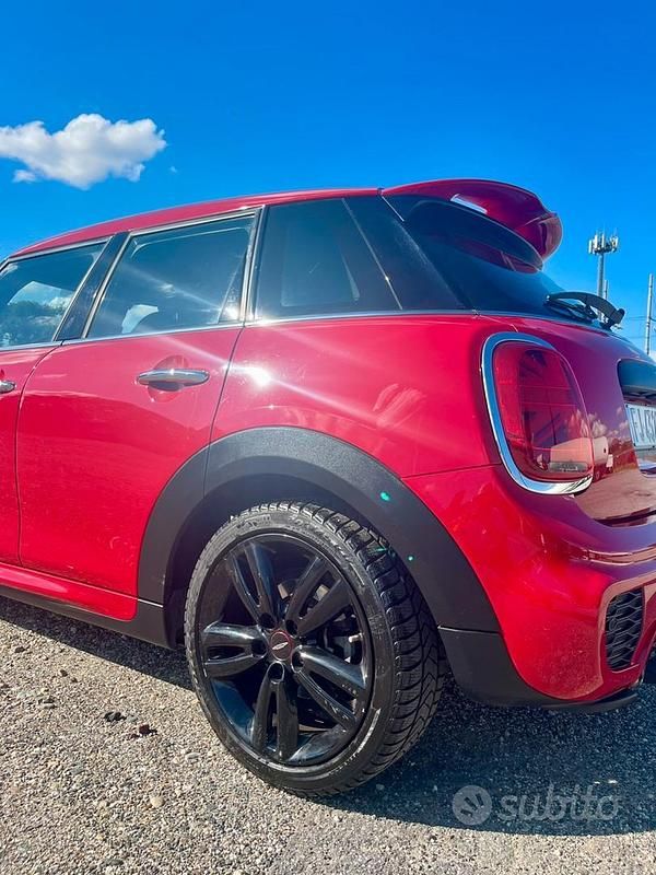 Usata Mini John Cooper Works 95 CV (69 kW) 2017 Rosso Utilitaria