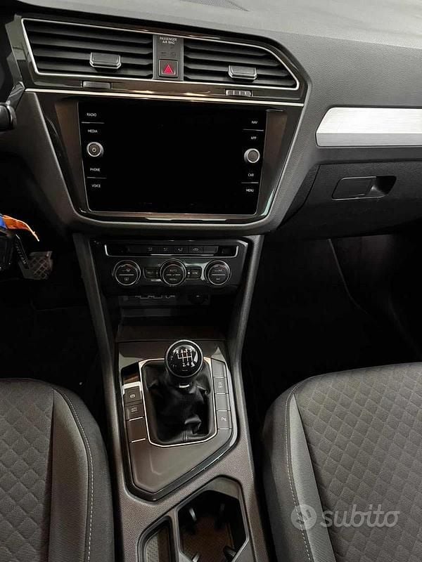 Usata VW Tiguan Sport 131 CV (96 kW) 2020 Grigio SUV
