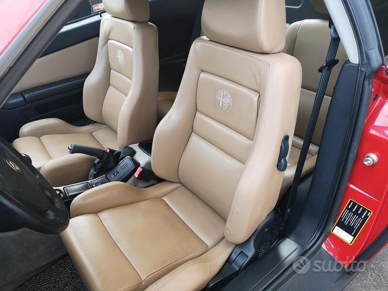 Usata Alfa Romeo GTV 201 CV (147 kW) 1996 Rosso Coupé