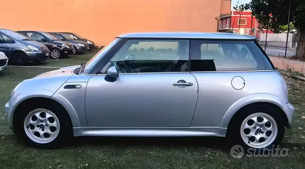 Usata Mini One D 88 CV (64 kW) 2004 Grigio Utilitaria