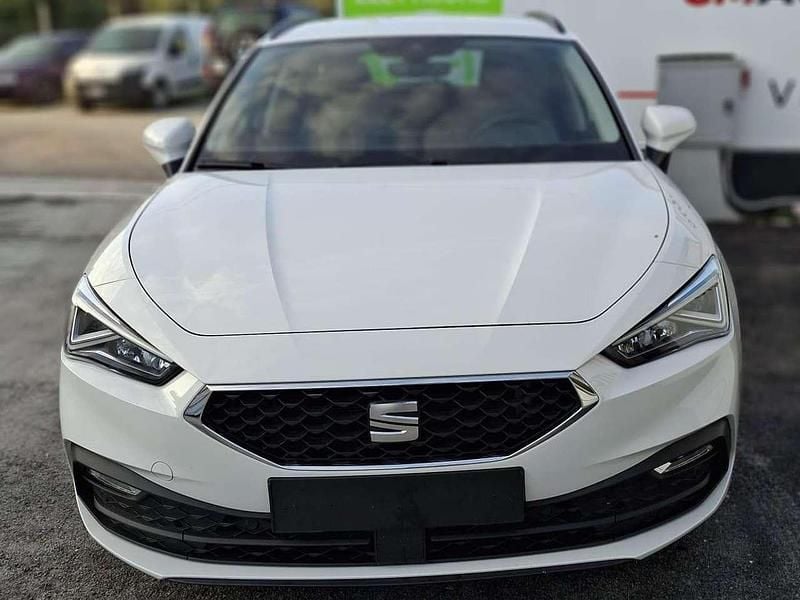 Usata Seat Leon Style 131 CV (96 kW) 2022 Bianco Station wagon
