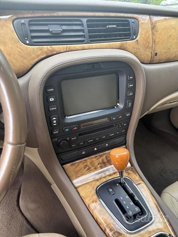 Usata Jaguar S-Type S 207 CV (152 kW) 2005 Grigio Berlina